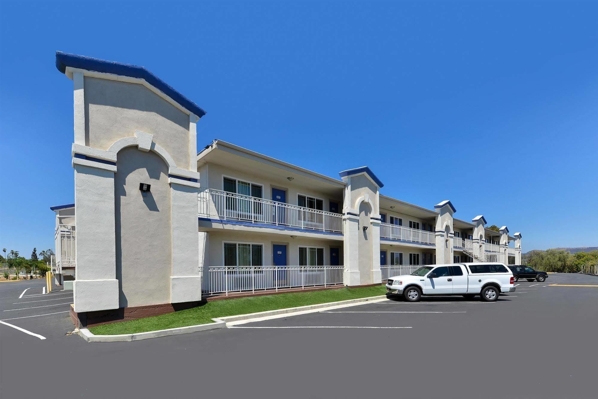 Motel 6-Vista, Ca Exterior foto